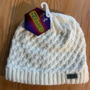 UNDER ARMOUR INFRARED WOMENS BEANIE NWT